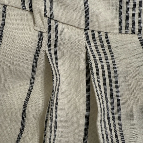 Striped Old Navy High-Waisted Linen-Blend Cropped Wide-Leg Pants Medium - Picture 10 of 10